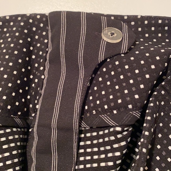 EUC CAbi black ankle cropped pant - Picture 5 of 7